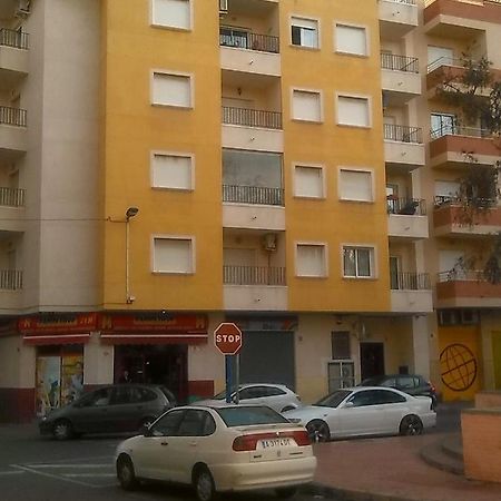 Torrevieja-Lugomar Apartment ภายนอก รูปภาพ